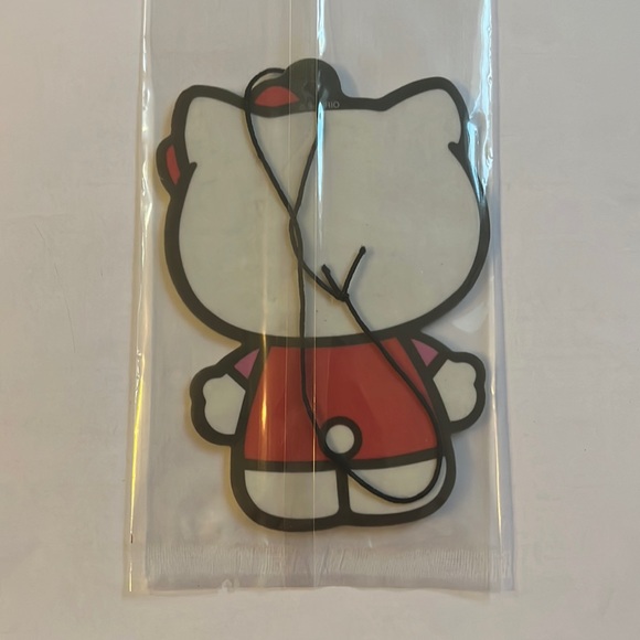 Hello Kitty Air Freshener Strawberry Scented 1 Ct Car Decoration Sanrio NWOT - Picture 5 of 11